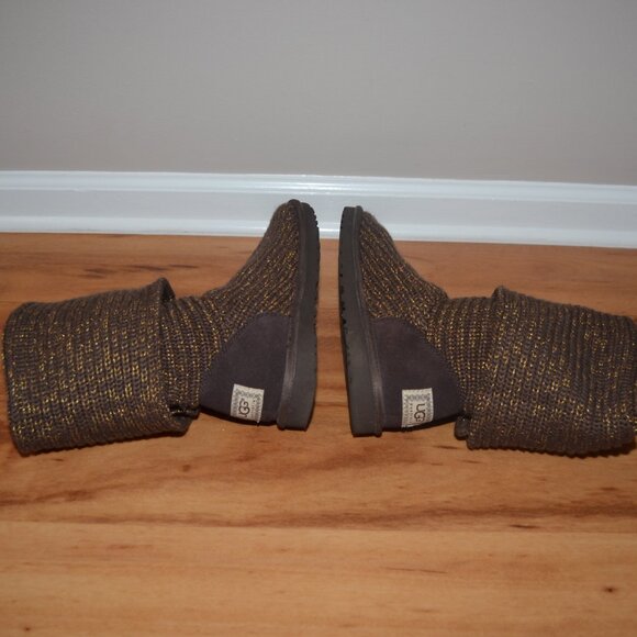 Ugg Classic Cardy Women's Brown Metallic Button knit Sweater Boots Size 9 - Picture 7 of 13